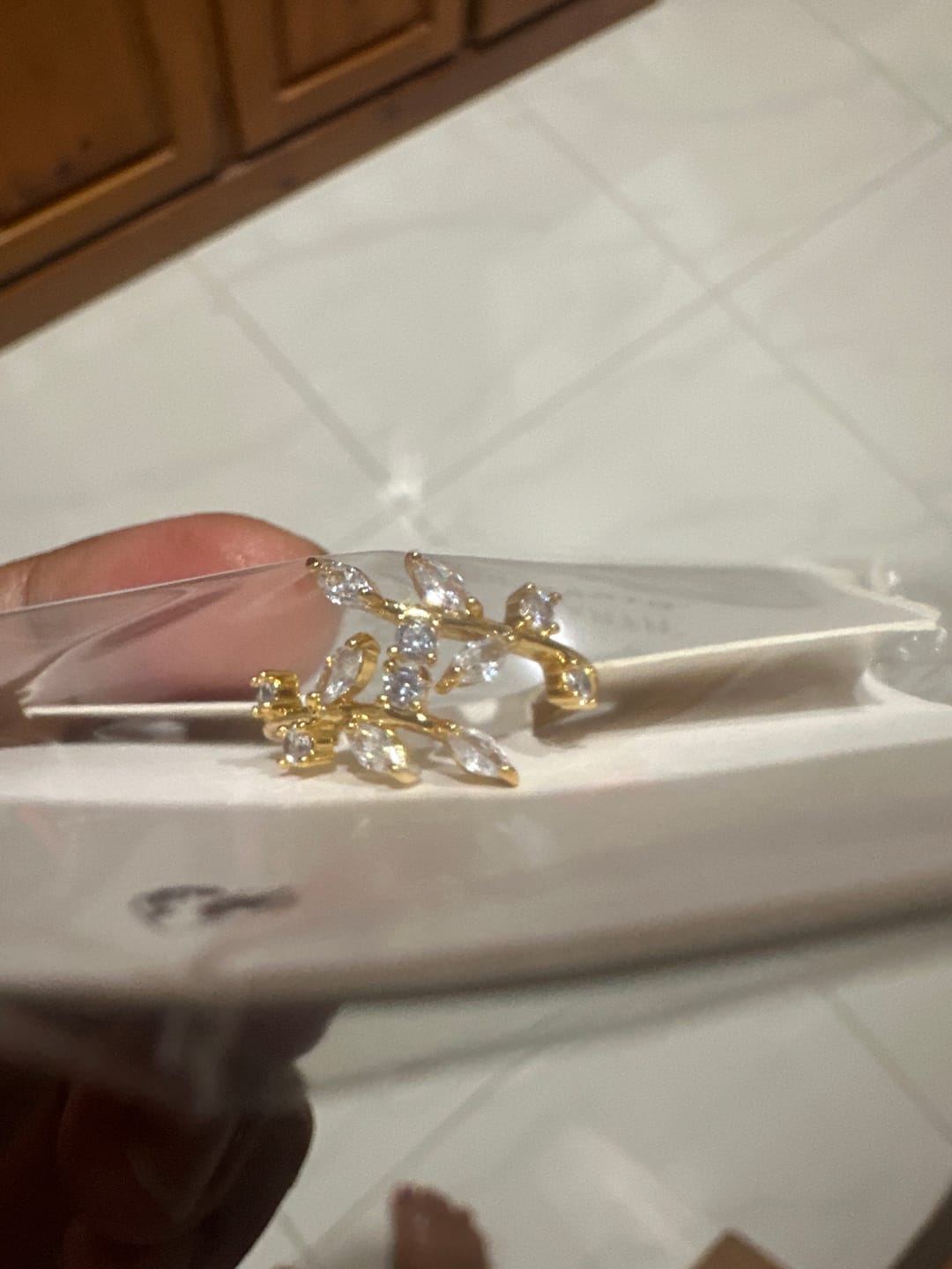 Customer photo review of 18K Crystal Vine Ring