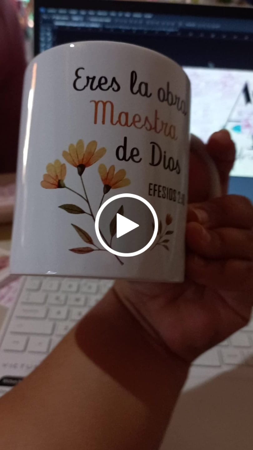 Customer video review of Taza Blanca 11 Oz. Color Make Grado AAA