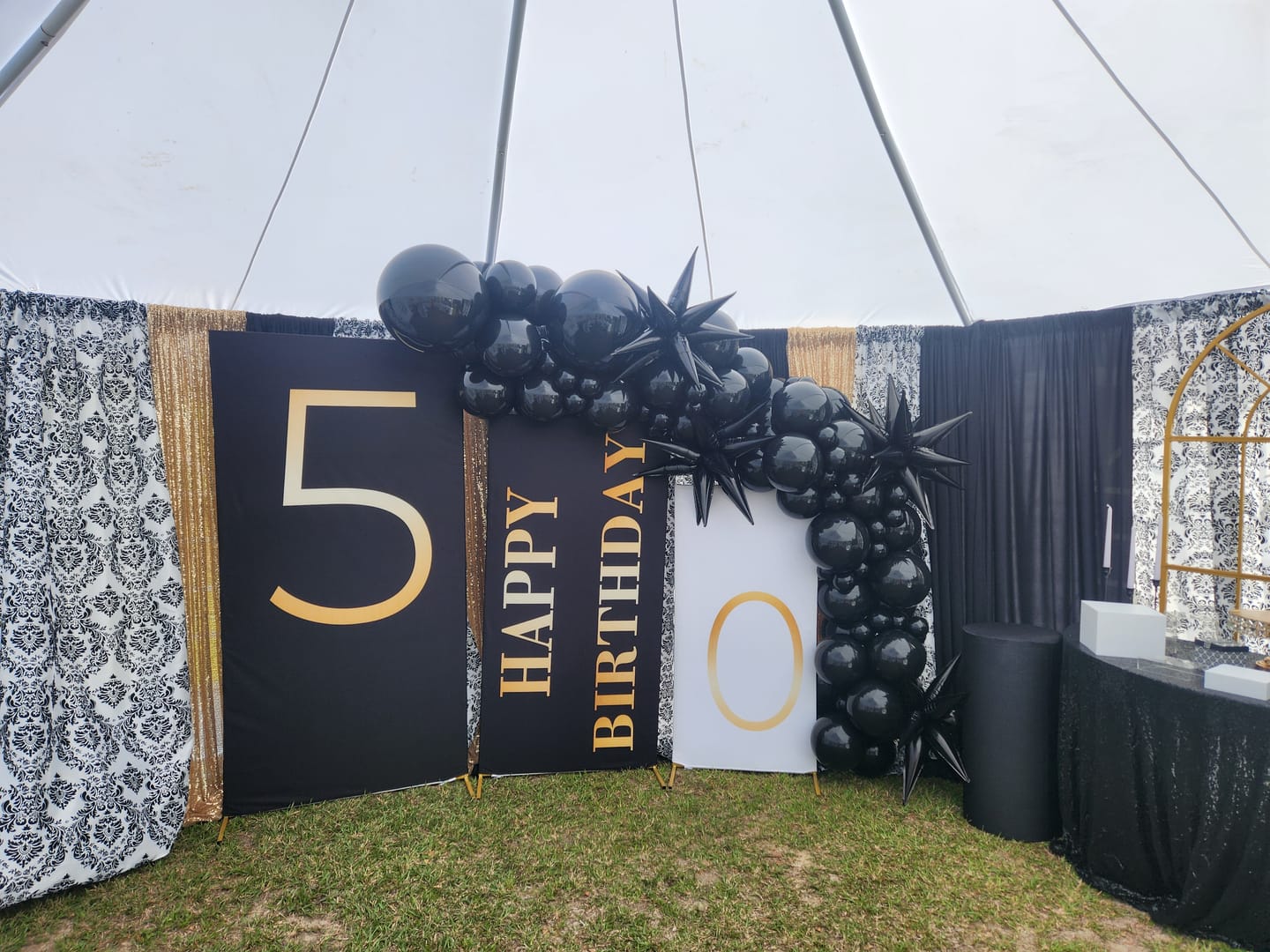 Customer photo review of Rectangular Backdrop Wall Set, Birthday&Baby Shower&Wedding Party Decoration