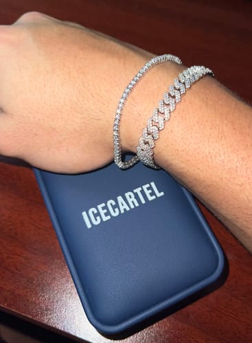 Customer photo review of Moissanite Cuban Bracelet 14K Gold (ALL SIZES)