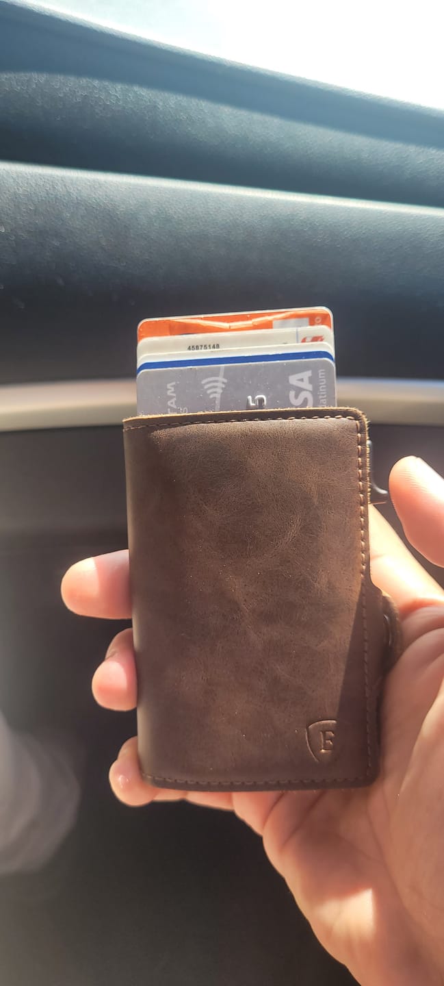 Customer photo review of E-DARK BROWN