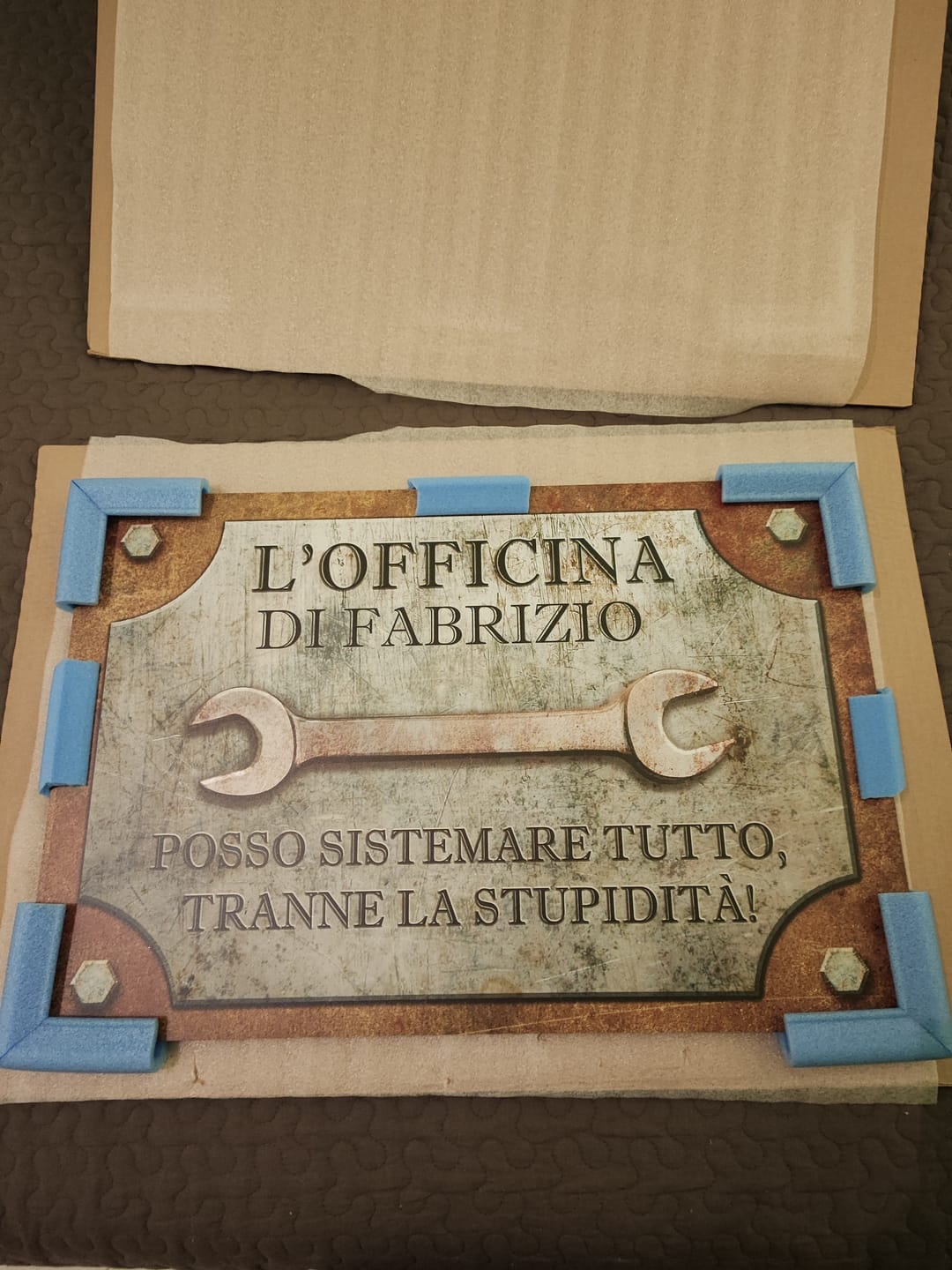 Customer photo review of Per gli hobbisti - Cartello per porta per amanti del fai da te