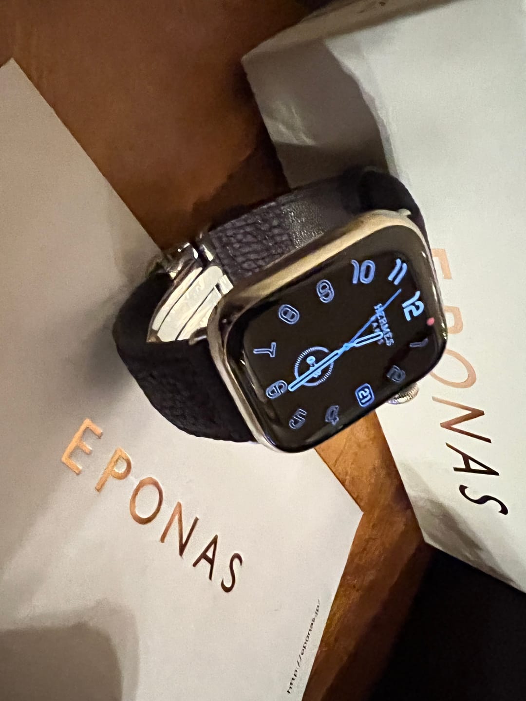 Customer photo review of Apple Watch用レザーバンド　プロヴァンスバイオレット/バイオレットステッチ