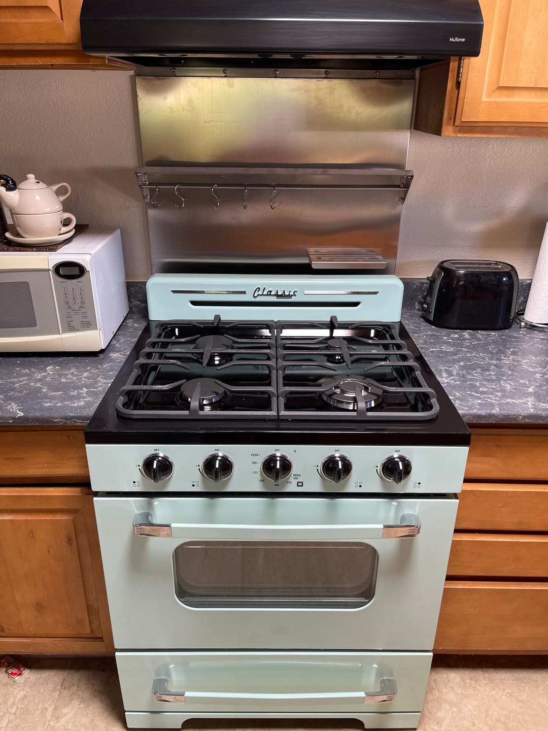 Customer photo review of Unique Classic Retro 30" Off Grid (Battery Ignition) Propane Range in Light Green UGP-30CR OF2 LG