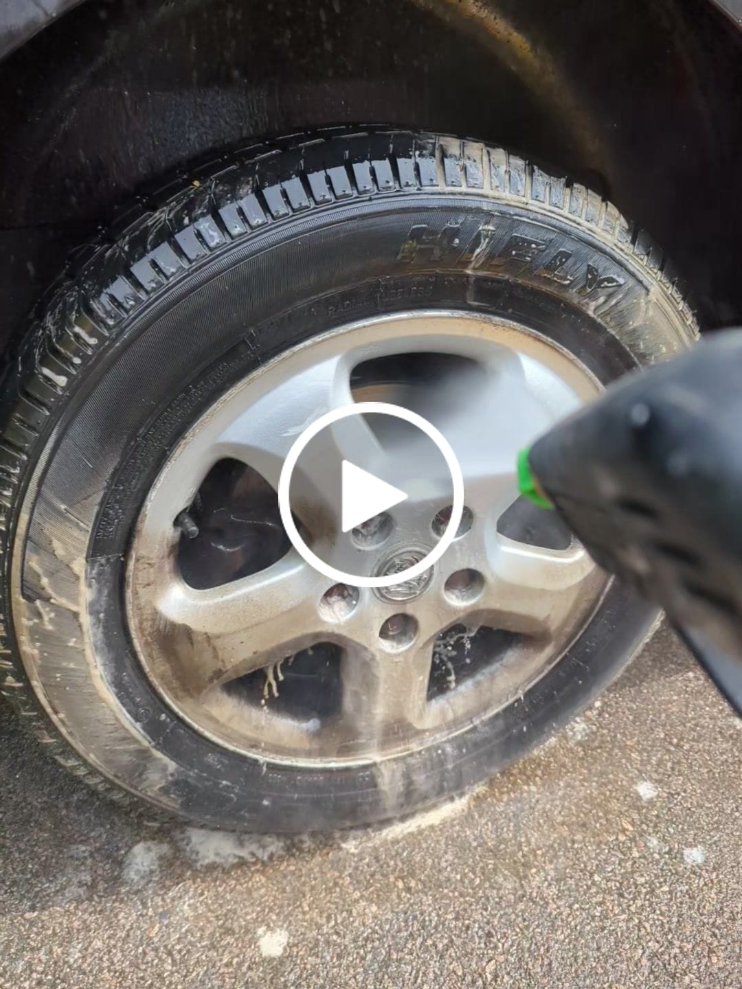 Customer video review of Viper - non Acid Alloy Wheel Cleaner