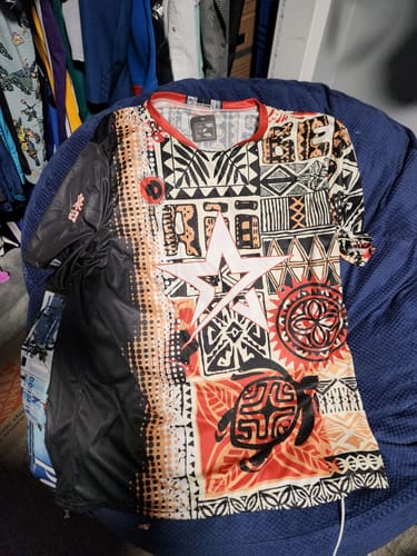 Customer photo review of MISAKI MUKOTANI 2023 - HAWAII ABSTRACT