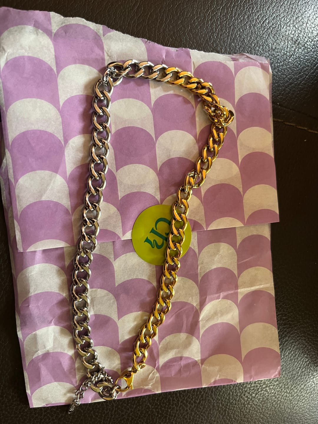 Customer photo review of Collar Soho
