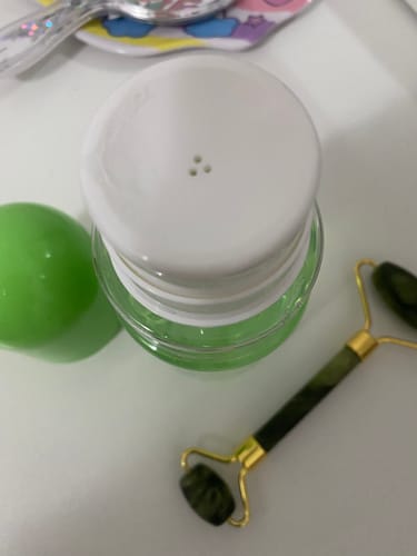 Customer photo review of Cápsula de Gel Aloe Vera Orgánico de 260g Republic Cosmetics