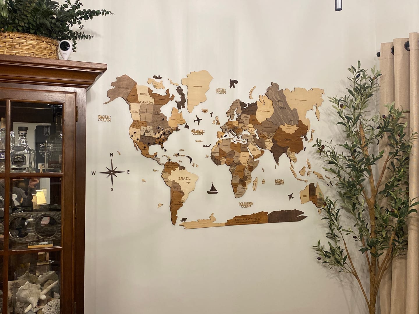 Customer photo review of Modern Living Room Wall Decor