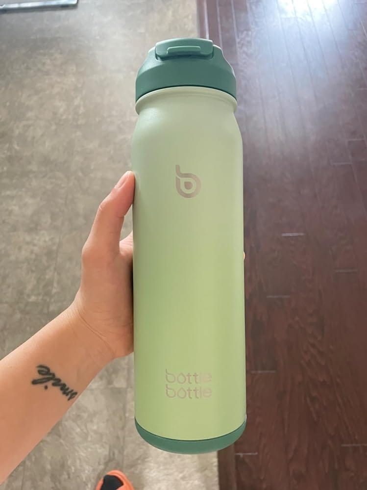 Customer photo review of Hydro X Bottle 24oz