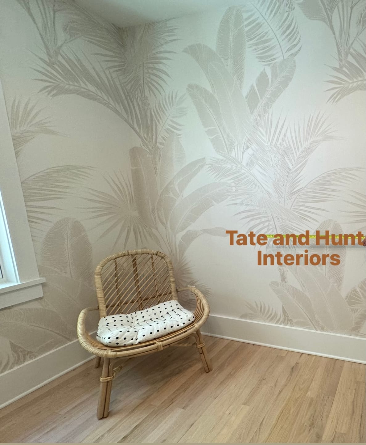 Customer photo review of Luxe Tropical in Sand Wallpaper