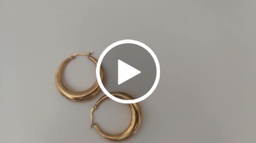 Customer video review of Pendientes Nakuru