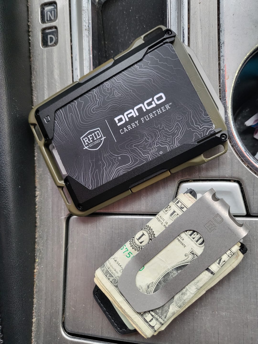 Customer photo review of MC02 TITANIUM MONEY CLIP