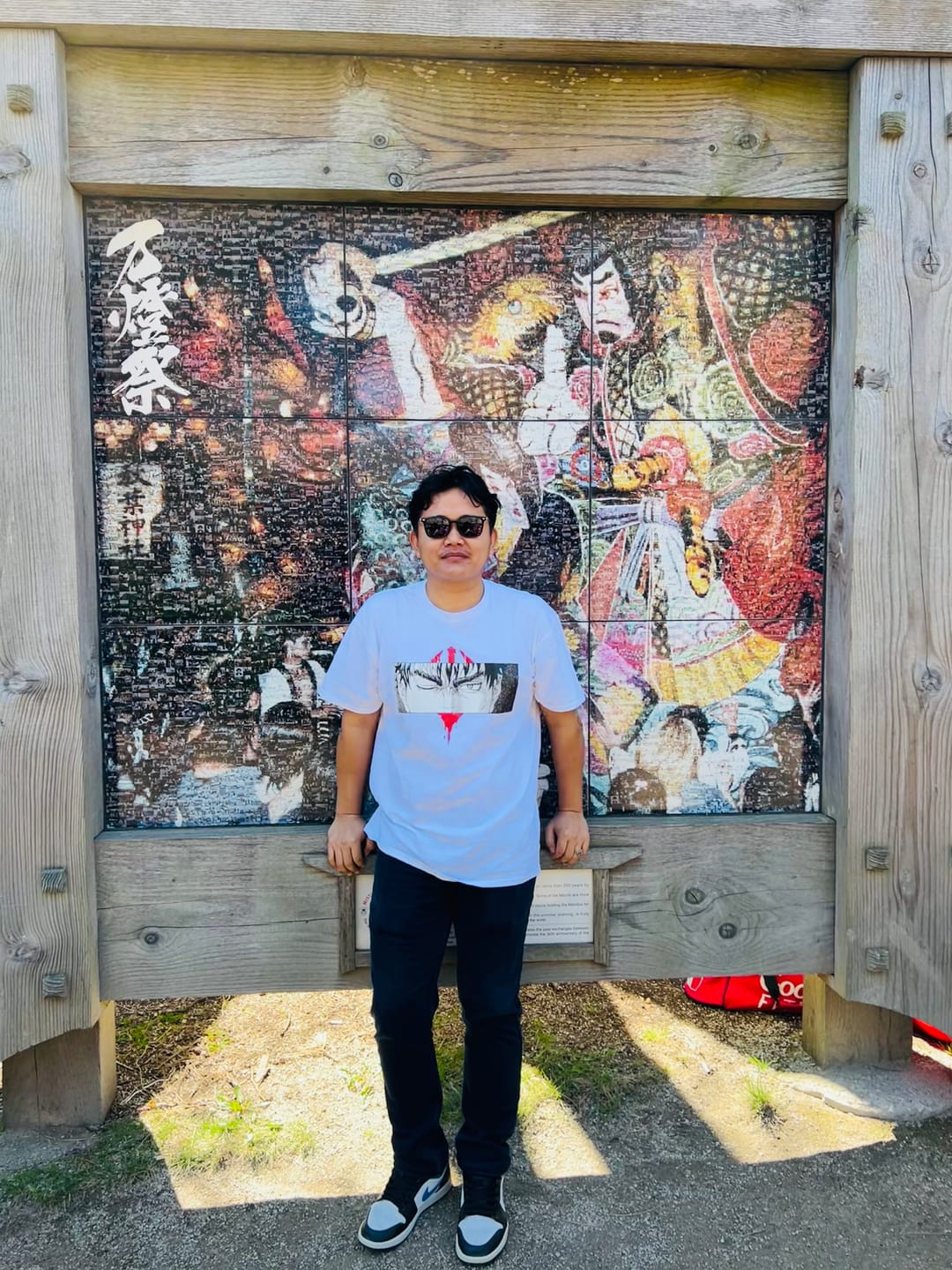 Customer photo review of BERSERK GUTS' PAIN TEE