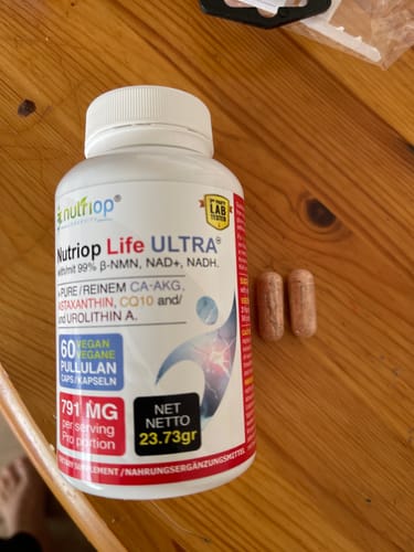 Customer photo review of Bio-Enhanced Nutriop Longevity® Life ULTRA with NADH, NAD+, CQ10, ASTAXANTHIN and CA-AKG - 791mg per serving (x30)