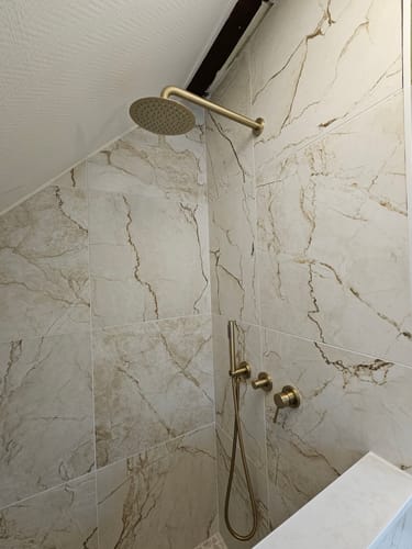 Customer photo review of Ensemble de douche encastré or brossé