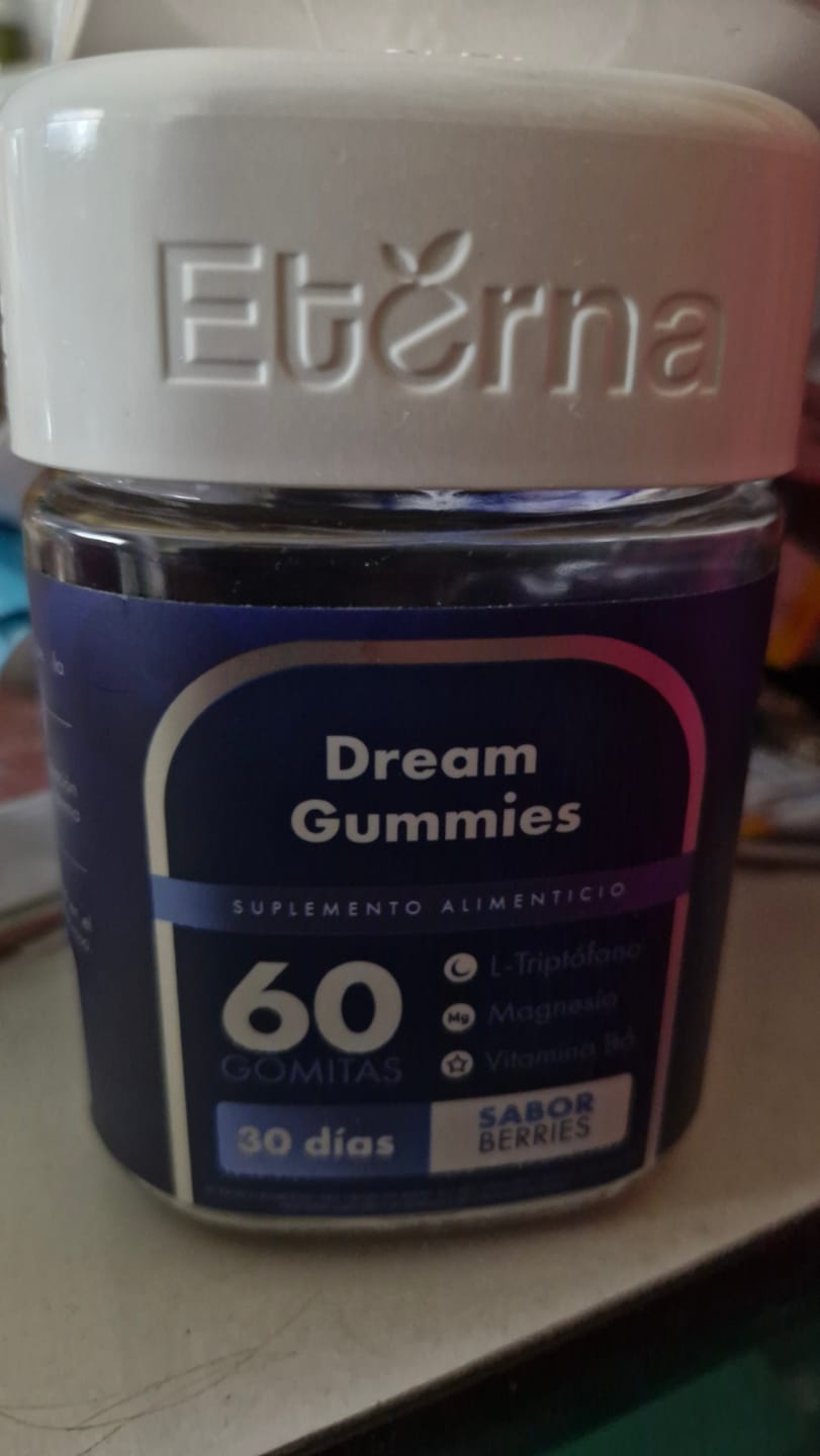 Customer photo review of Dream Gummies