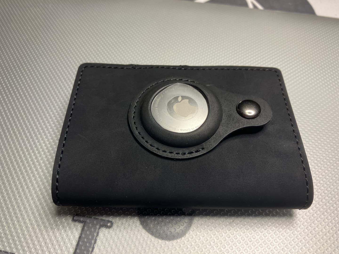 Customer photo review of Billetera Modelo AirTag