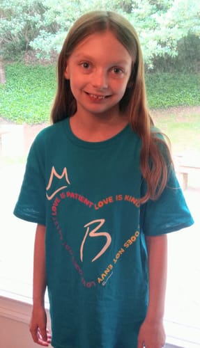 Customer photo review of Heart Crown T-Shirt