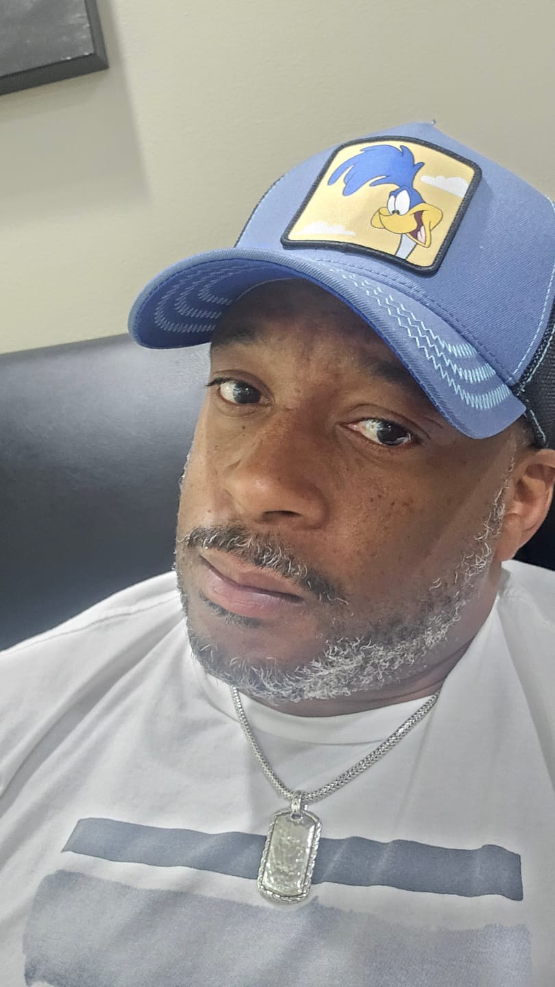 Customer photo review of OVERLORD X Looney Tunes: Road Runner Trucker Cap