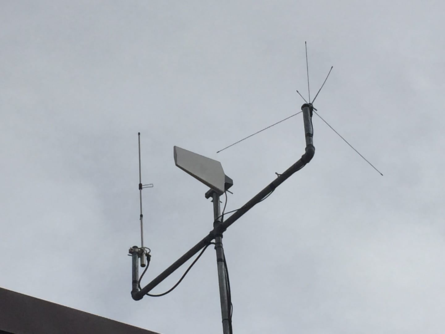 Customer photo review of weBoost 470145 Home Complete Signal Booster