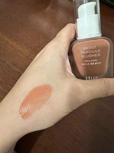 Customer photo review of Moist Ampoule Blusher 20mL