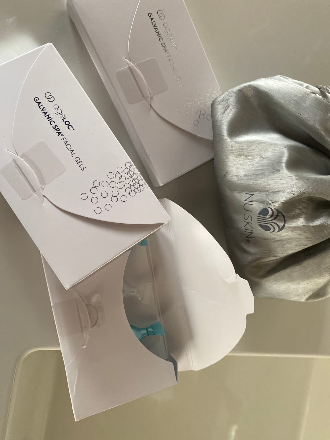 Customer photo review of ageLOC Facial Gels für Galvanic Spa Set
