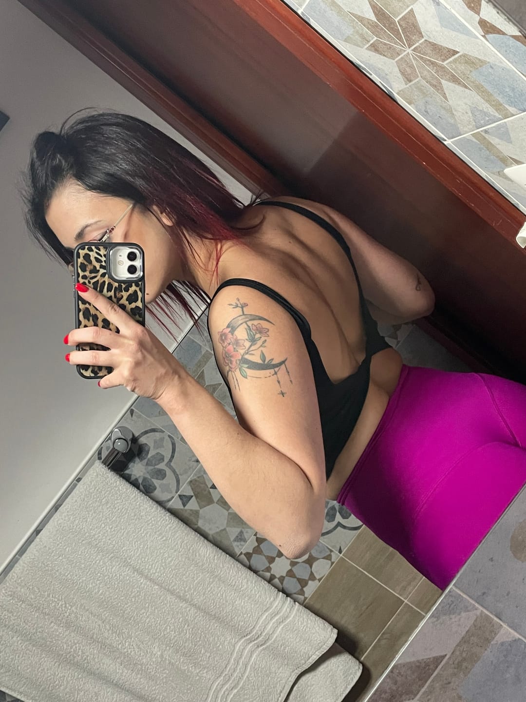 Customer photo review of Leggings All-Up Purple