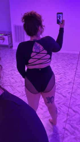 Customer photo review of Carla Bike Shorts - Mesh High Waist Recycled Black