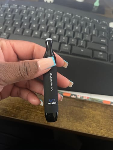 Customer photo review of OFF SALE  DELTA 8 Blueberry OG DISPOSABLE VAPE