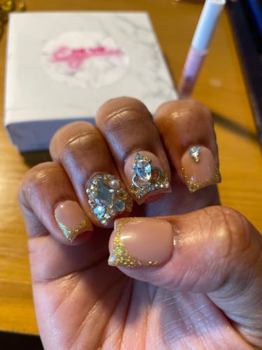 Customer photo review of Royalty