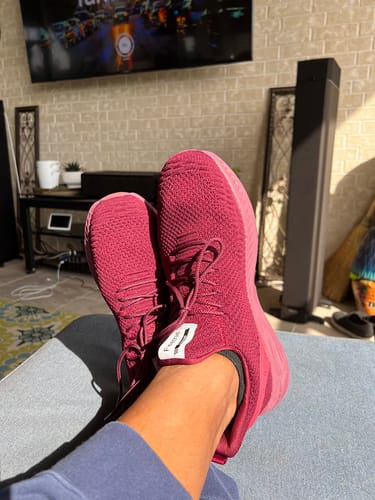 Customer photo review of FEETHIT Men Breathable Mesh Walking Sneaker