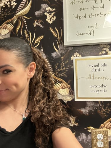 Customer photo review of Highlighted Brown Curly Ponytail Extension