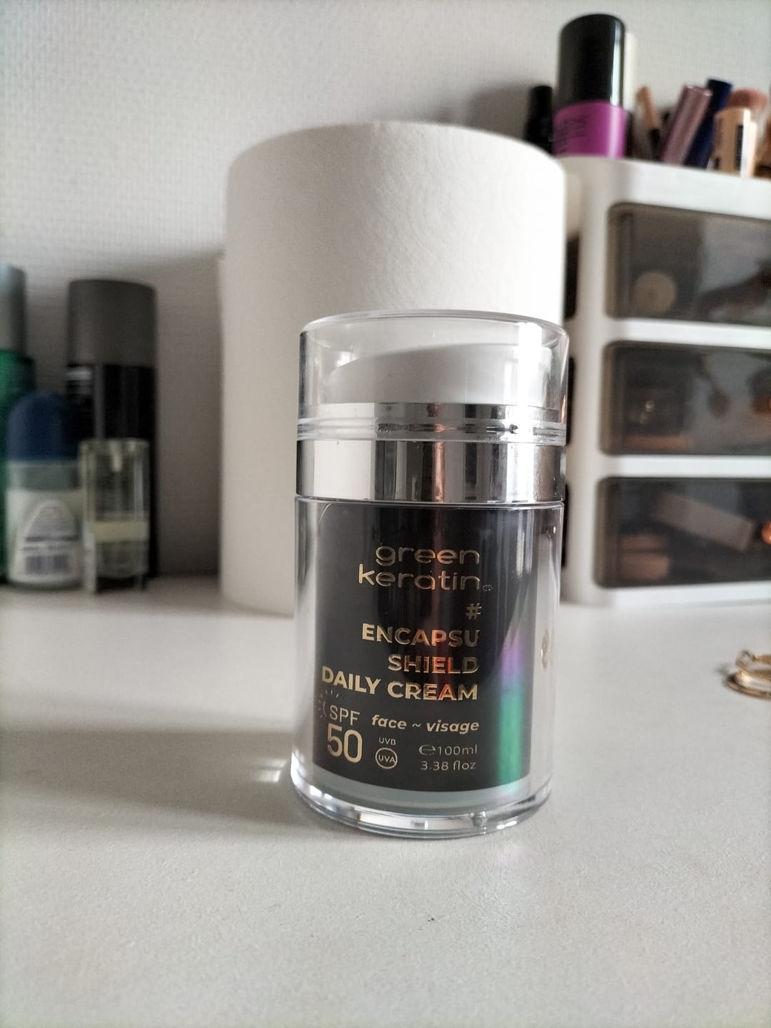 Customer photo review of ENCAPSUSHIELD SPF50 CRÈME POUR LE VISAGE, 100ml