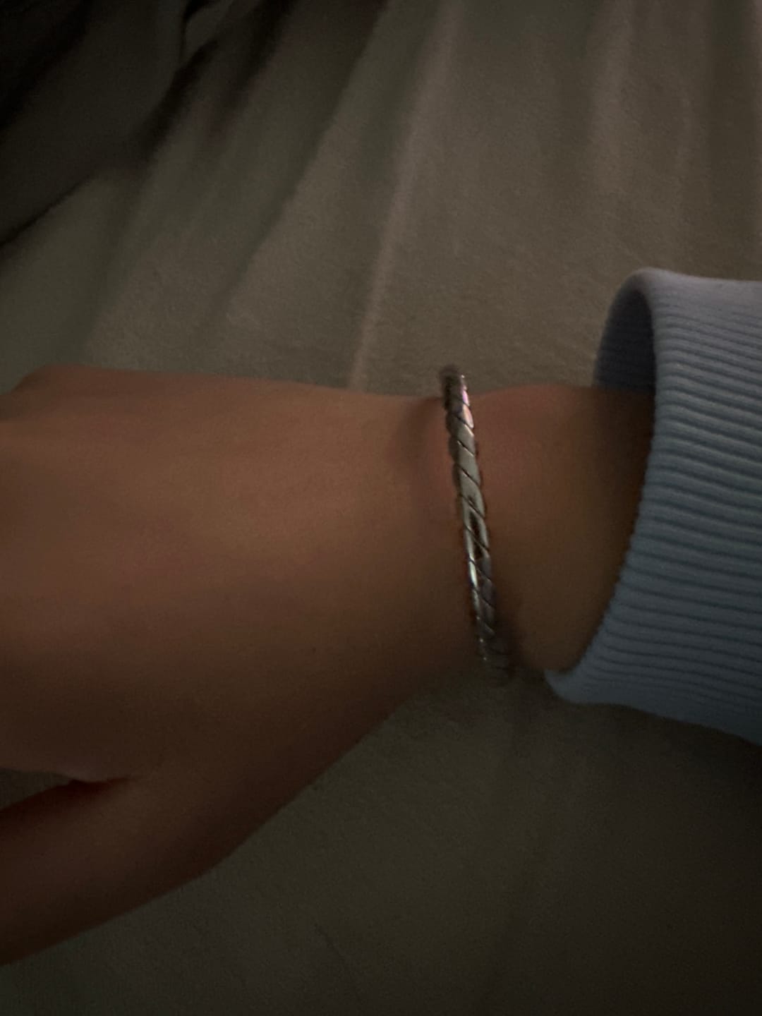 Customer photo review of Cavo Armreif | 18K vergoldet