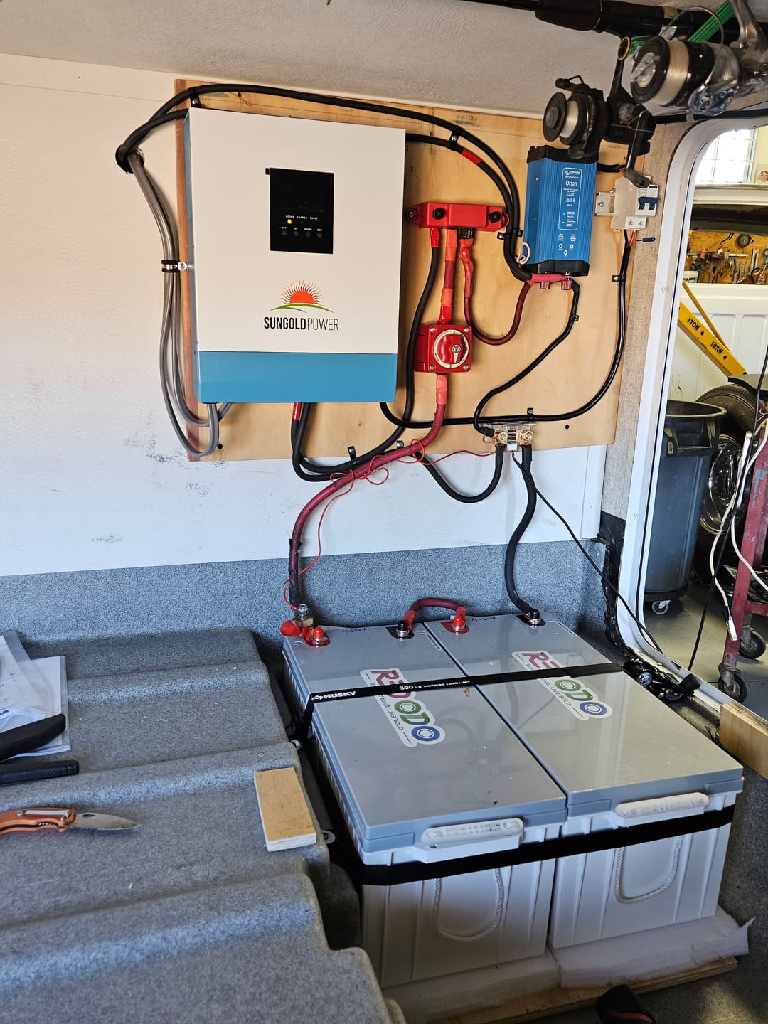 Customer photo review of Redodo 12V 300Ah LiFePO4 Battery | 3.84kWh & 2.56kW