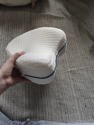 Customer photo review of Almohada para piernas - SLEEPEASE™