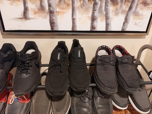 Customer photo review of FEETHIT Men Walking Tennis Shoes