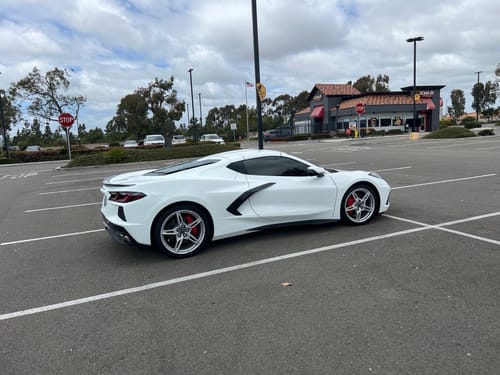 Customer photo review of Chevrolet Corvette C8 Z06 Package Side Skirts Rocker Panels