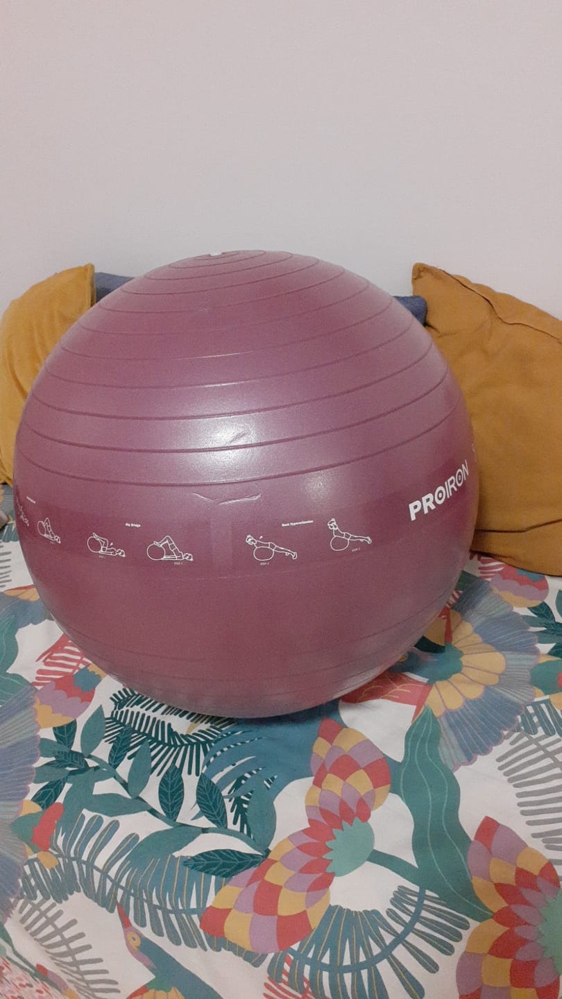 Customer photo review of Pelotas de Yoga y Pilates de 65CM