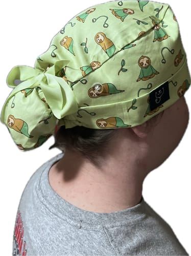 Customer photo review of Jang&Fox — Little Sloth Scrub Cap