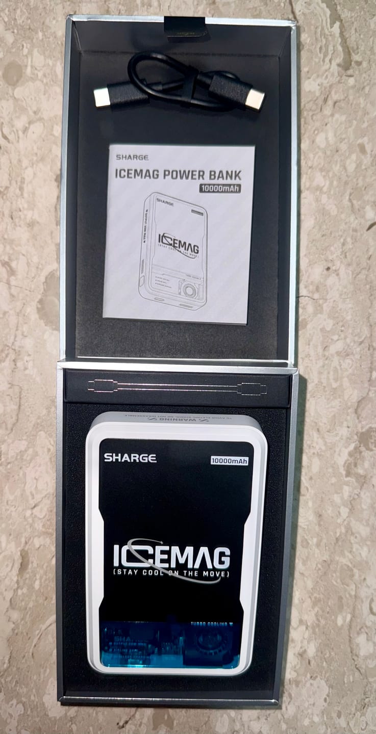 Customer photo review of Sharge ICEMAG 3 (10,000mAh 3A 35W Qi2 Wireless)