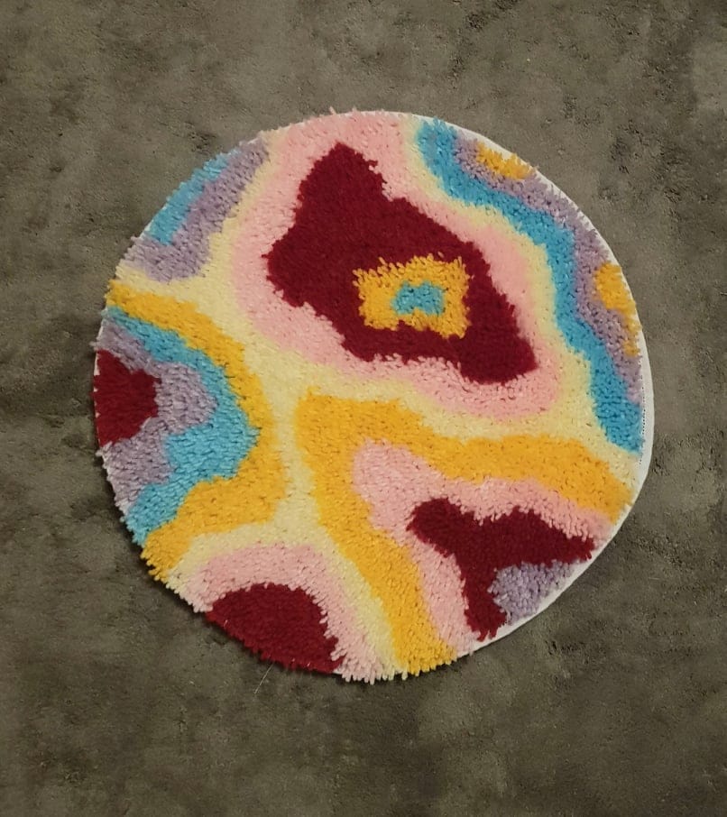 Customer photo review of PSYCHEDELIA Rug Making Kit