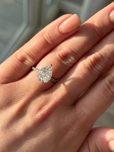 Customer photo review of Diosa Pear Cut Ring Silver