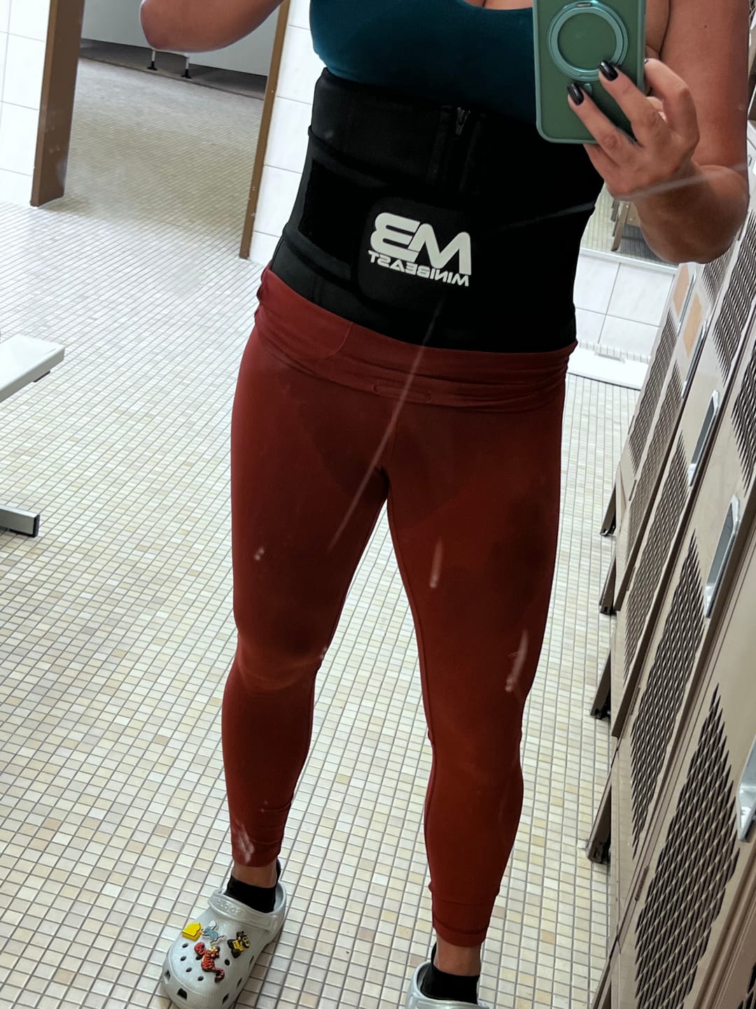 Customer photo review of Minibeast Waist Trainer
