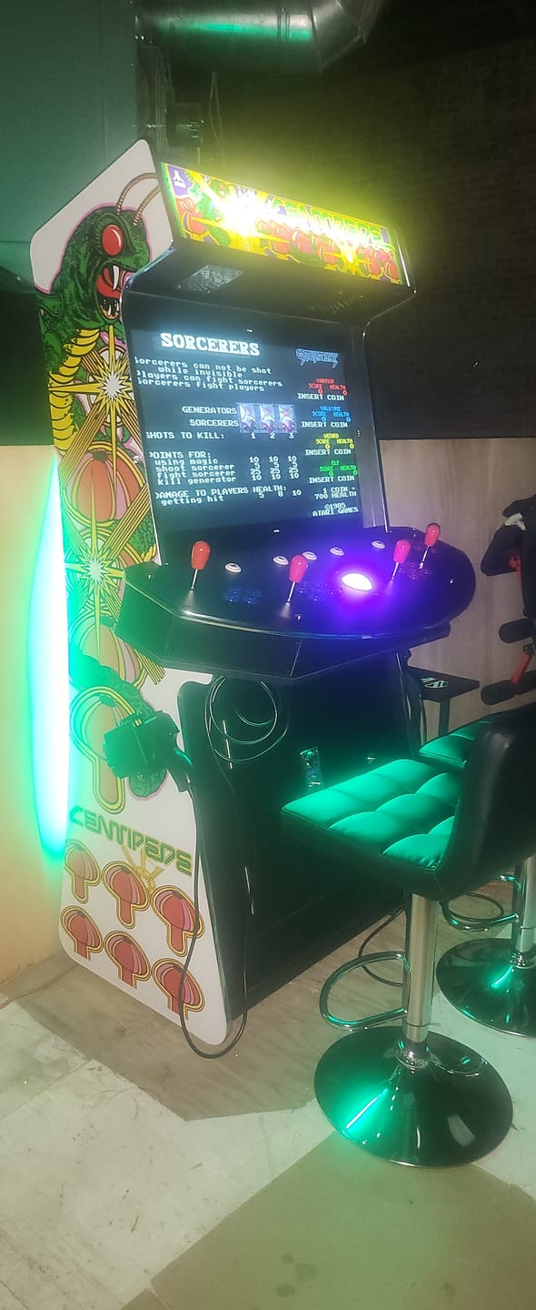 Customer photo review of 4 Player Standup with 2 shooting guns Arcade Machine 4600 Retro Multi Cade Games