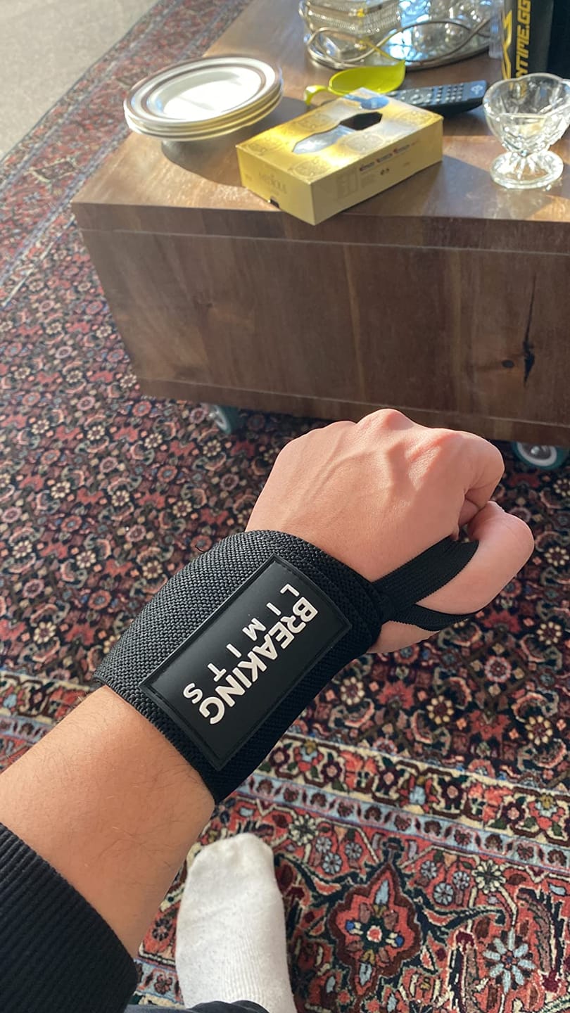 Customer photo review of Wrist Wraps
