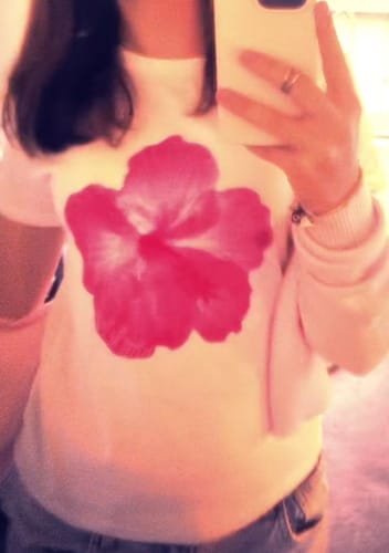 Customer photo review of 'Hibiscus' baby tee