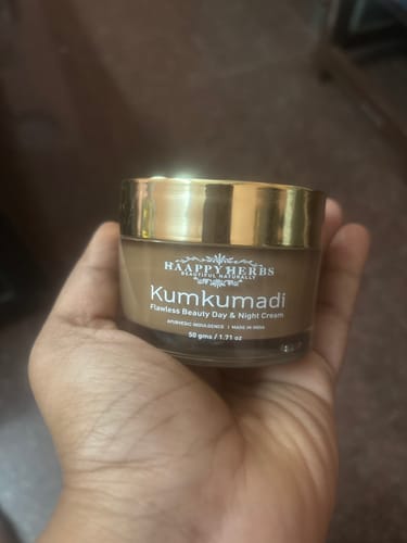 Customer photo review of Kumkumadi Flawless Beauty Day & Night Cream