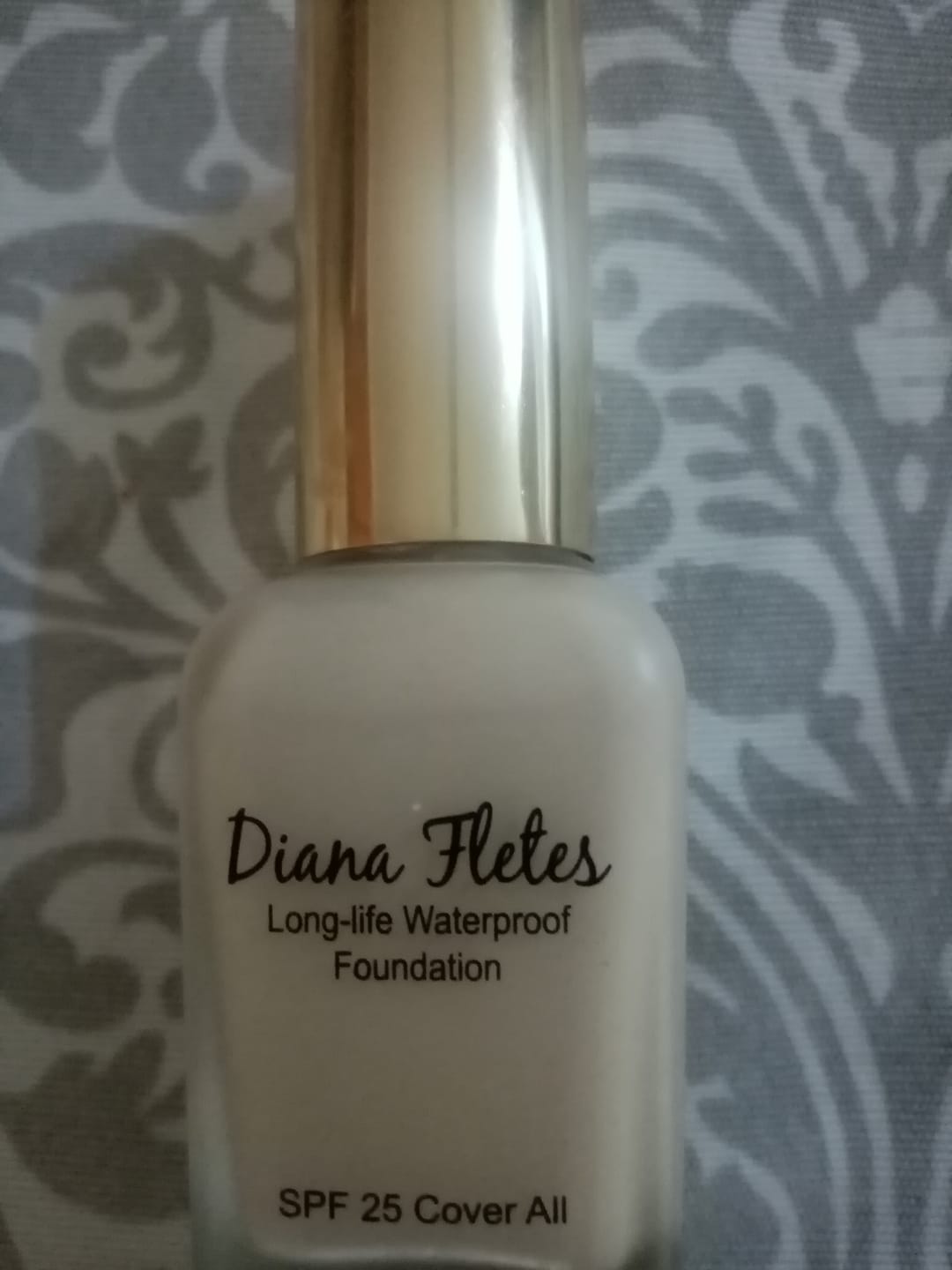 Customer photo review of Maquillaje Diana Fletes A Prueba De Agua
